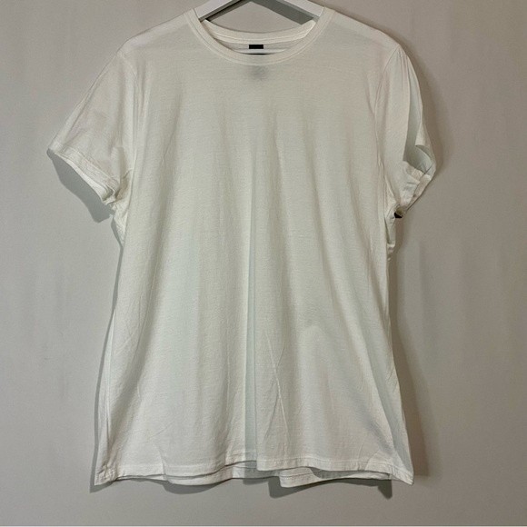 Hanes Tops - Hanes Nano-T Women’s Casual Crewneck Short Sleeve Tee Shirt White NWOT